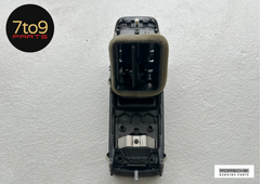 Porsche Boxster Cayman 981 Central Dash Air Vent Outlet - 981 552 131 04 1E0 S17