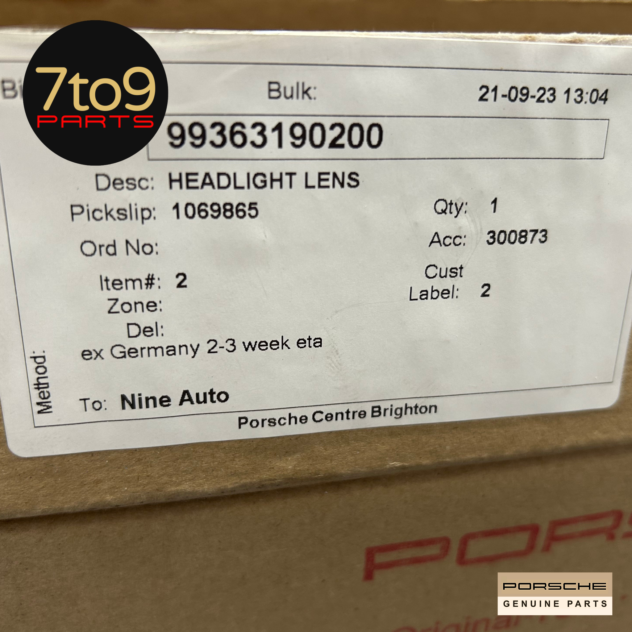 Porsche 993 Genuine Headlight Lens Pair - New In Box - 993 631 901 00 / 902 00