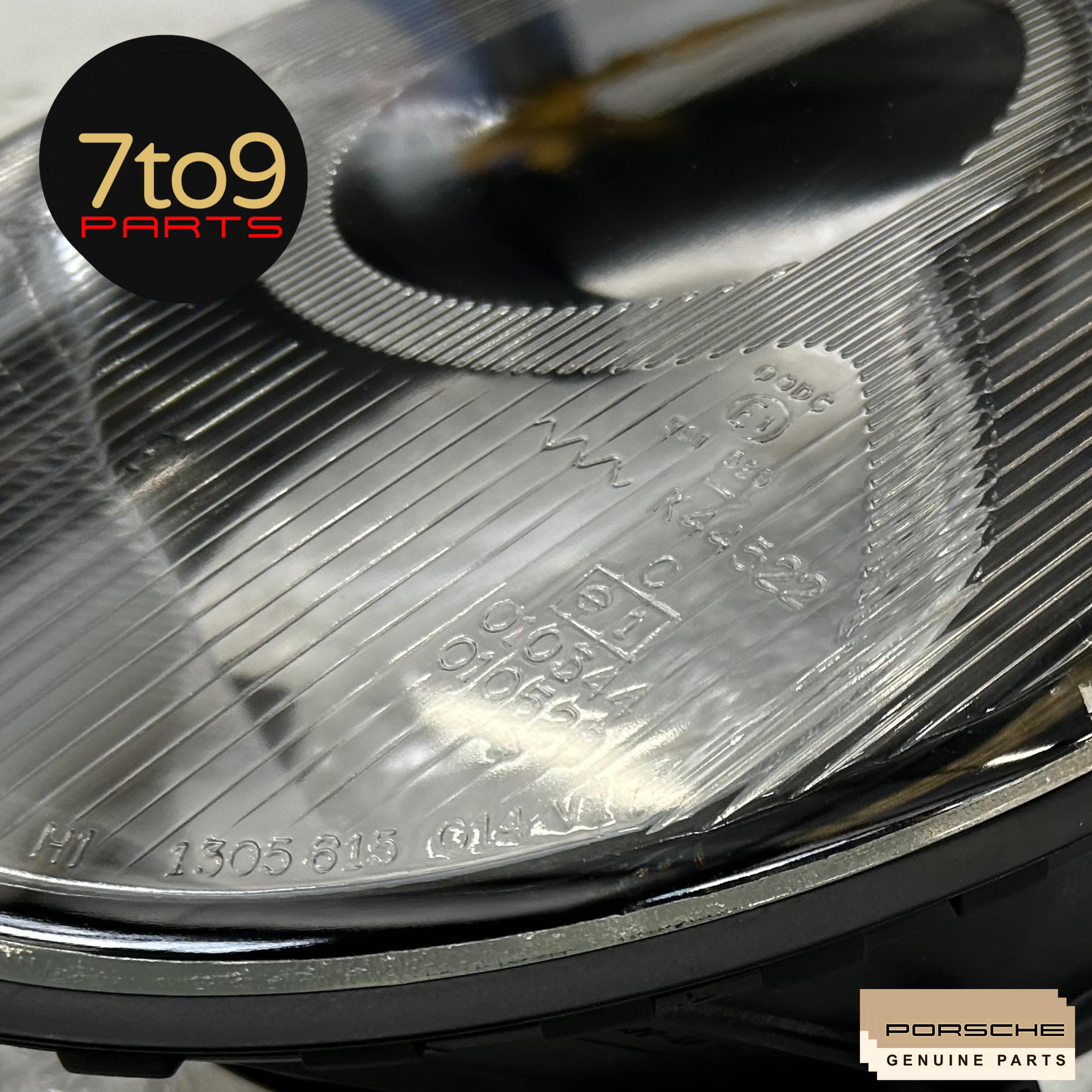 Porsche 993 Genuine Headlight Lens Pair - New In Box - 993 631 901 00 / 902 00