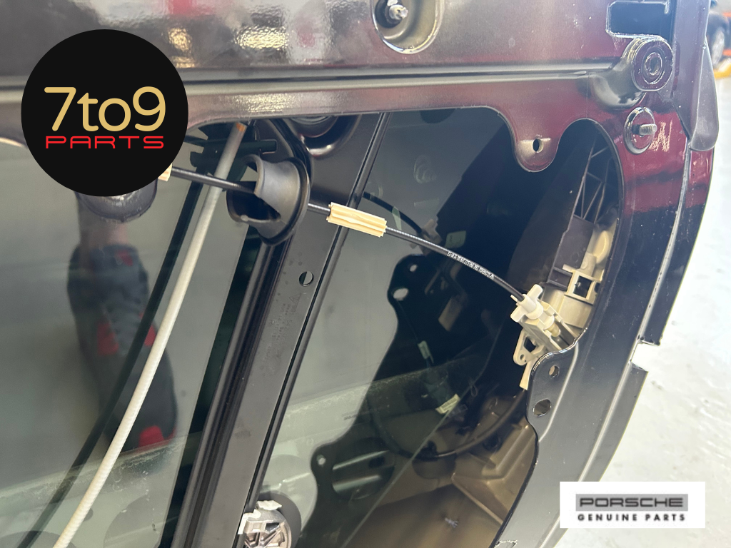 Porsche Cayman Boxster GT4 981 Door Complete RHS inc. window+reg - 981 531 911