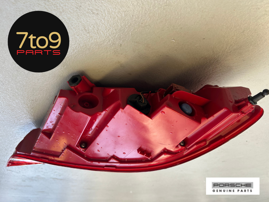 Porsche Cayman Boxster 981 Tail Light RHS - 981 631 142 14