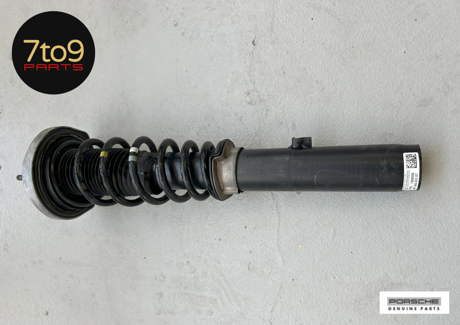 Porsche Boxster Cayman S 981 Rear Suspension Shock Struts Pair - 981 343 031 07