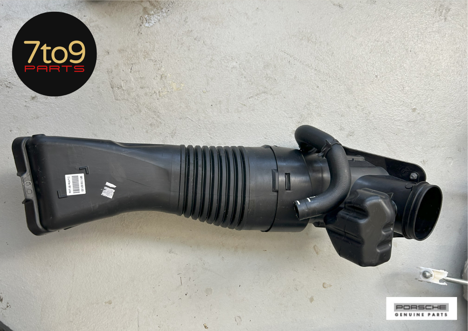Porsche Boxster Cayman S 981 2015 Air Intake Filter Duct LHS - 981 110 021 03