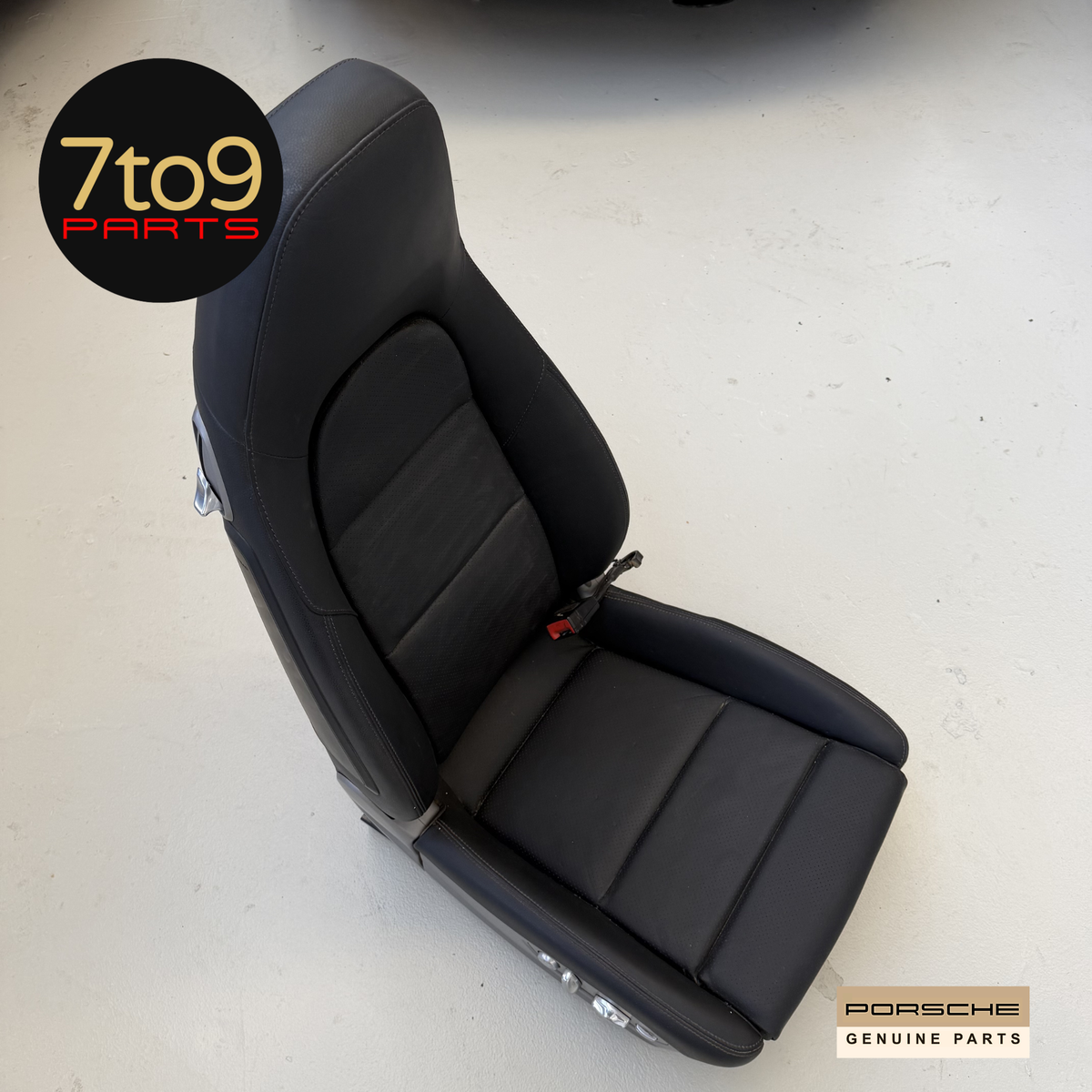 Porsche 987 997 Comfort Front Seat Black Passenger with Airbag 997 521 315